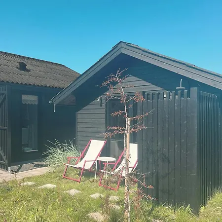 Scandinavian House By The North Sea Nyaraló